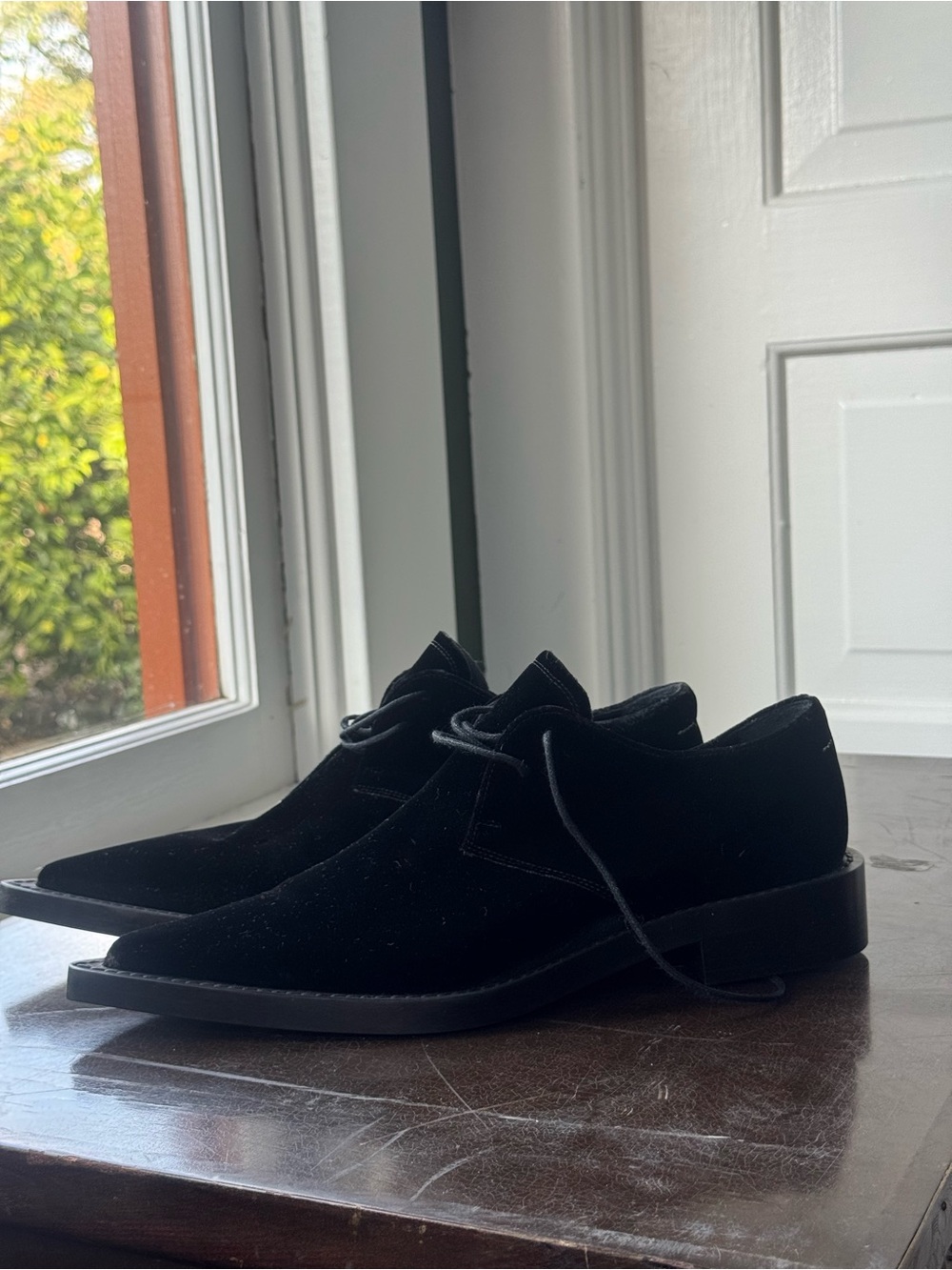 Maison Martin Margiela Black Velvet Pointed Lace-Up Flats - Picture 2 of 5